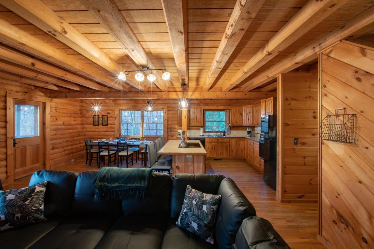 Treetops Cabin Easy To Asheville With Fast Wifi And Great View Swiss Exterior photo