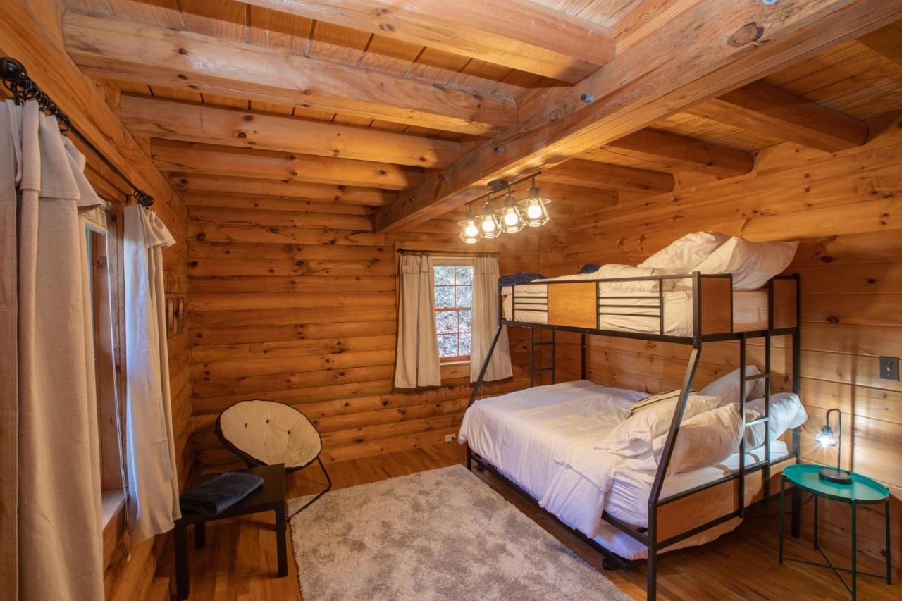 Treetops Cabin Easy To Asheville With Fast Wifi And Great View Swiss Exterior photo