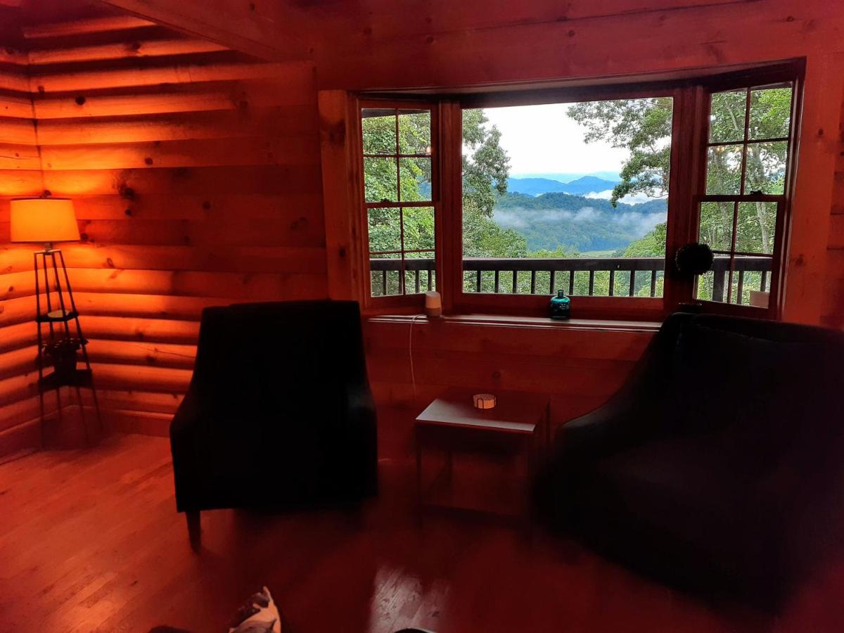 Treetops Cabin Easy To Asheville With Fast Wifi And Great View Swiss Exterior photo